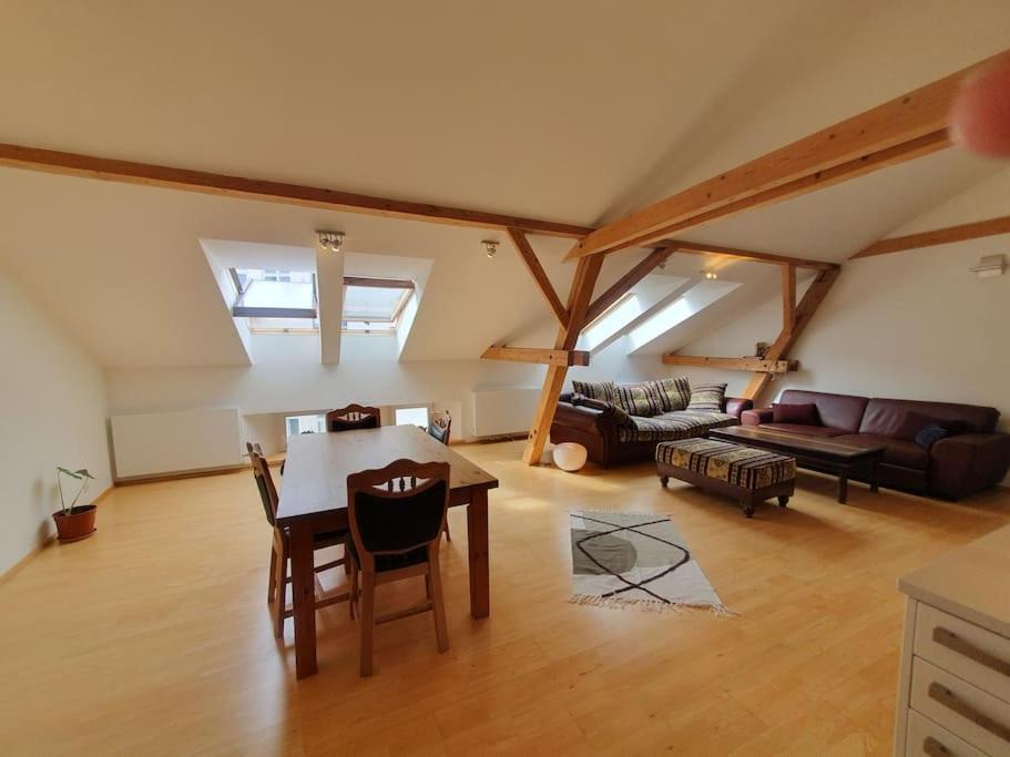 Loft Maiselova